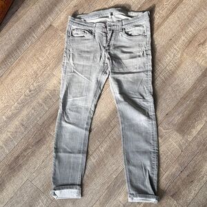 rag & bone Skinny Jeans in Light Gray